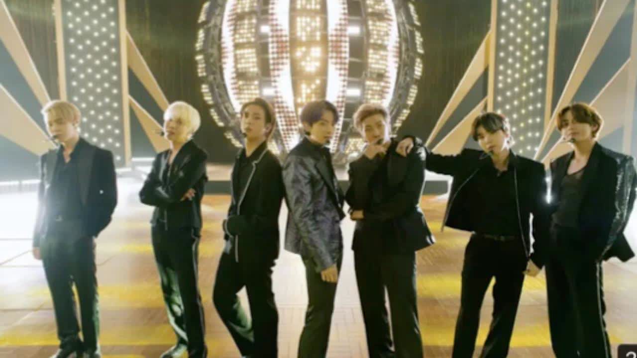 ចម្រៀងរបស់ BTS Butter episode 293 🎼💚 TNAOT